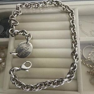 Tiffany and co oval choker